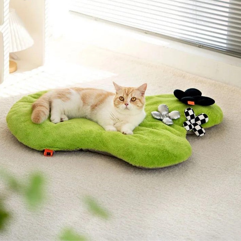 Luxury Cozy Cat Bed - A Stylish Paradise for Your Feline Friend