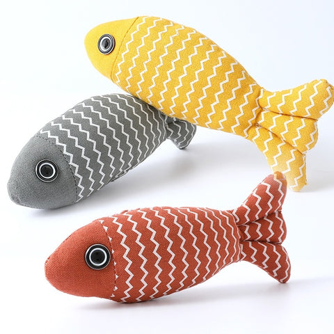 Fish Shaped Catnip Toy - Engaging and Safe Toy for Your Feline Friend